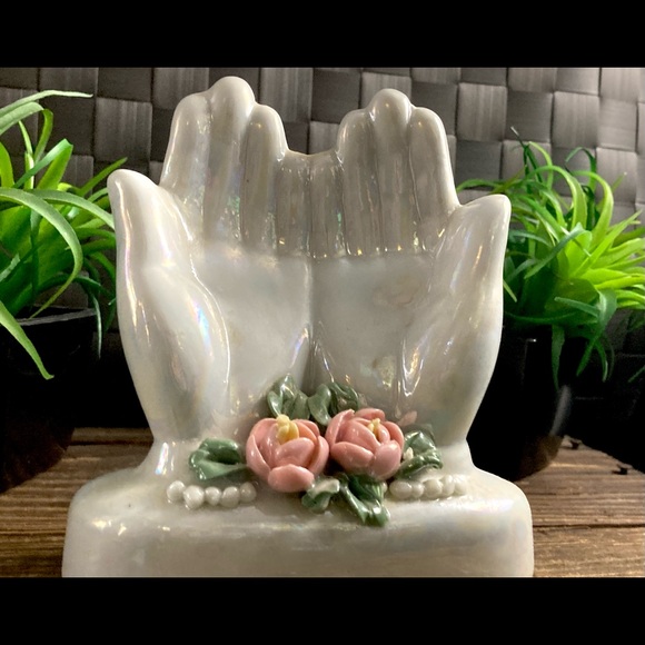 Vintage Ceramic Porcelain Hands Figurine Cottagecore - Picture 4 of 9